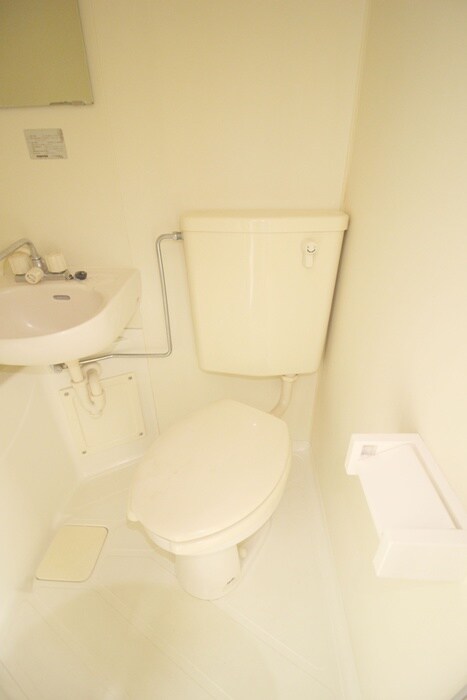 物件内観写真14　(トイレ)