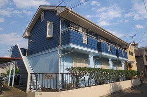 ＥＡＳＴウイング外観写真