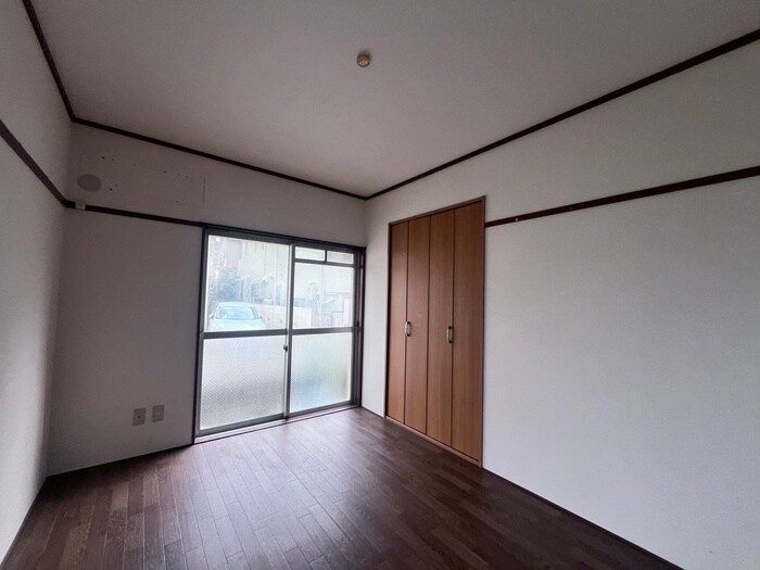 物件内観写真10　(居室)