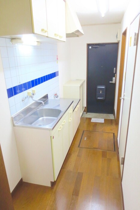 物件内観写真12　(廊下)