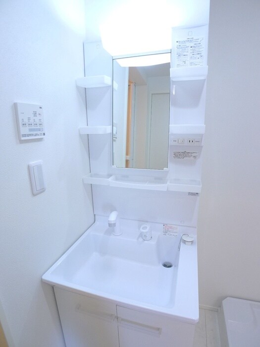 物件内観写真12　(洗面)