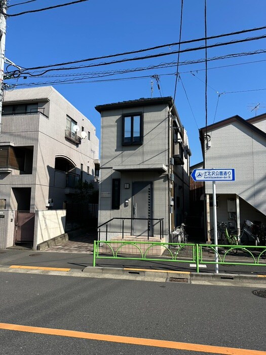 物件外観写真5　(外観写真)