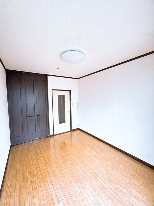 物件内観写真13　(居室)