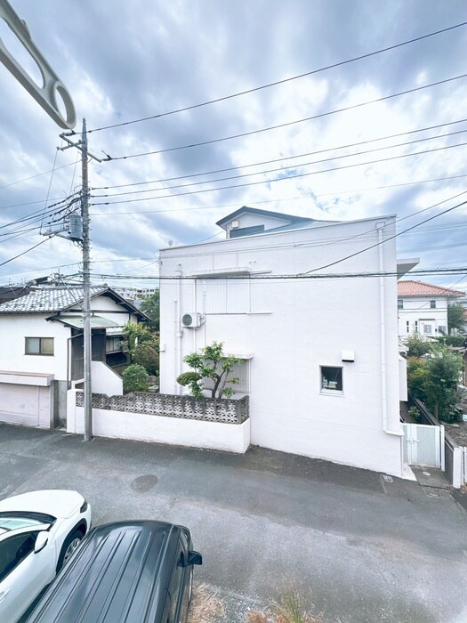 物件内観写真16　(室内からの展望)