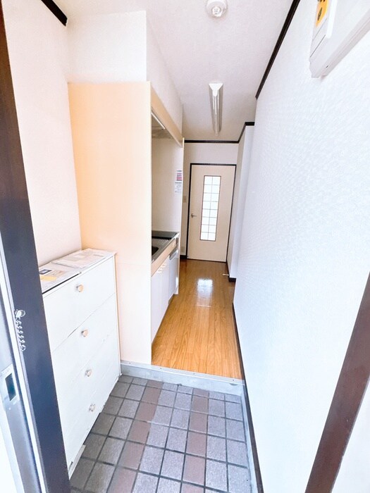 物件内観写真17　(廊下)