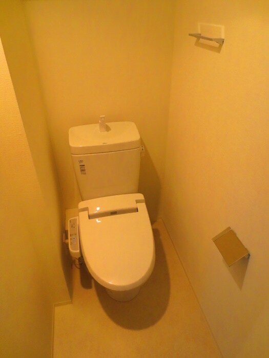 物件内観写真15　(トイレ)