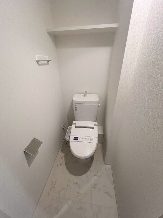 物件内観写真16　(トイレ)