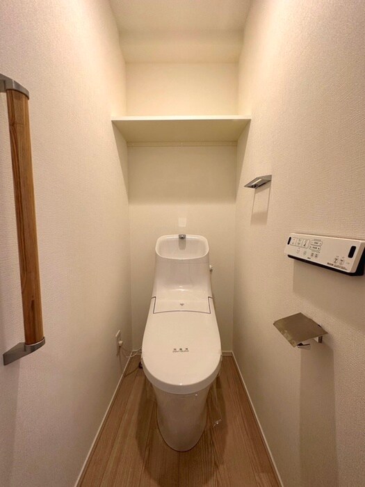 物件内観写真15　(トイレ)