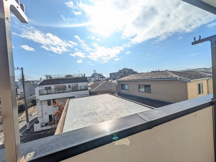 物件内観写真10　(室内からの展望)