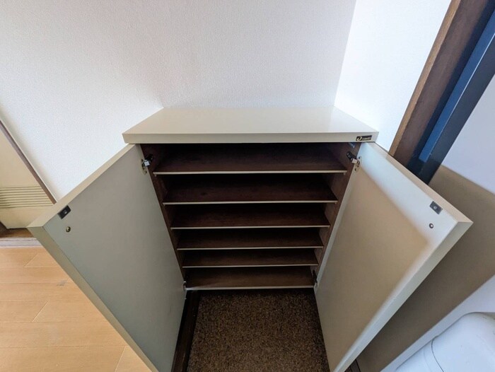 物件内観写真14　(靴箱)