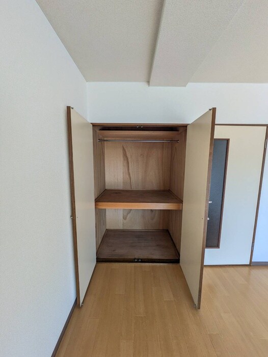 物件内観写真17　(収納)
