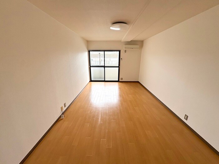 物件内観写真22　(居室)