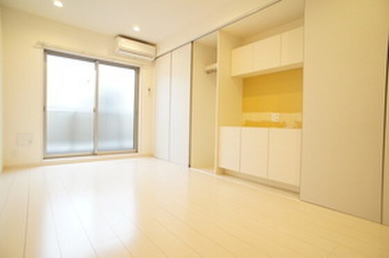 物件内観写真8　(居室)