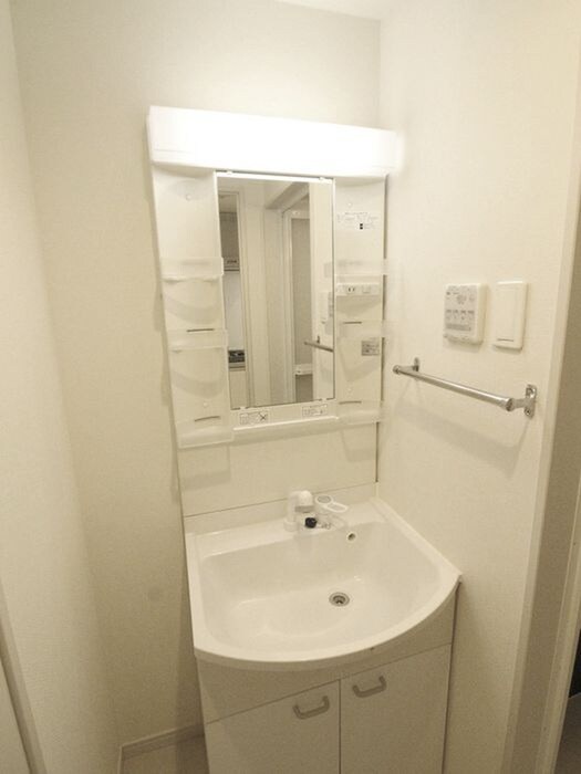 物件内観写真15　(洗面)