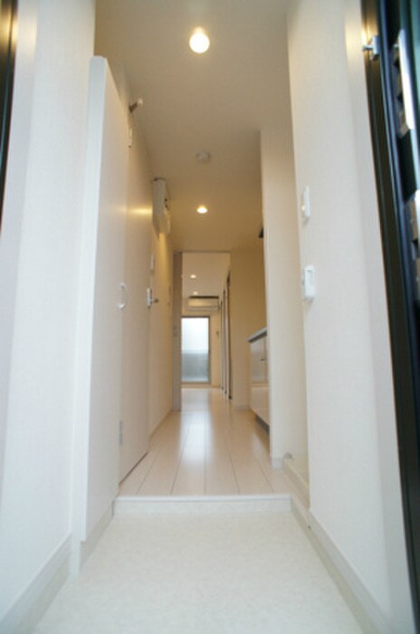物件内観写真17　(廊下)