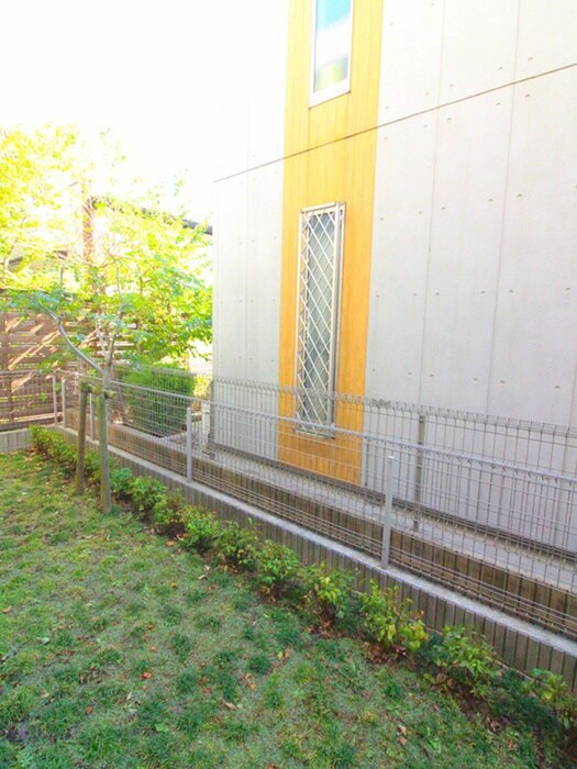 物件内観写真21　(室内からの展望)