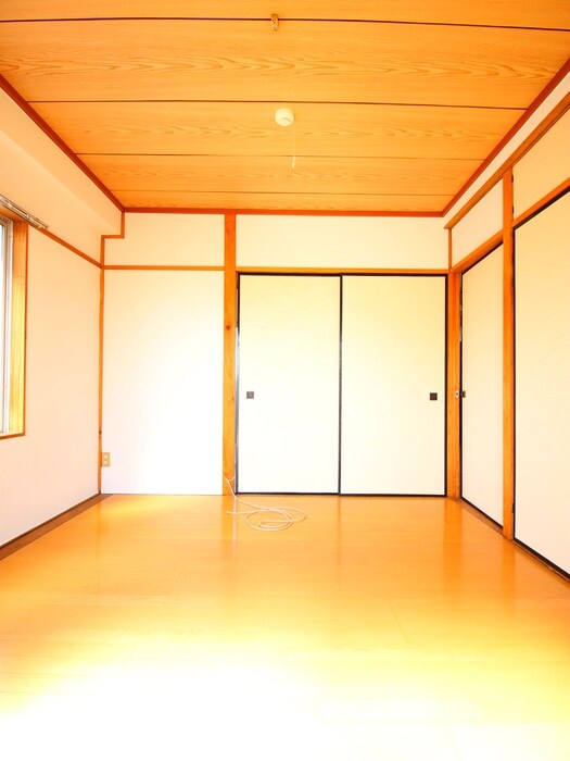 物件内観写真10　(居室)