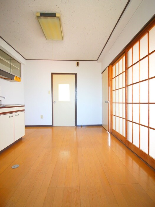 物件内観写真11　(居室)