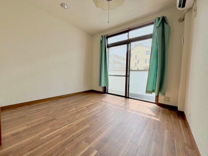 物件内観写真7　(居室)