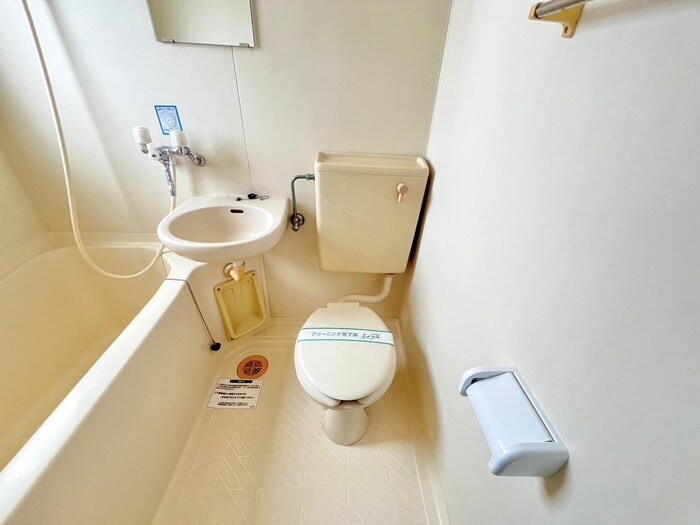 物件内観写真10　(トイレ)