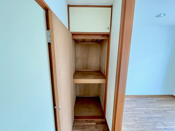 物件内観写真15　(収納)