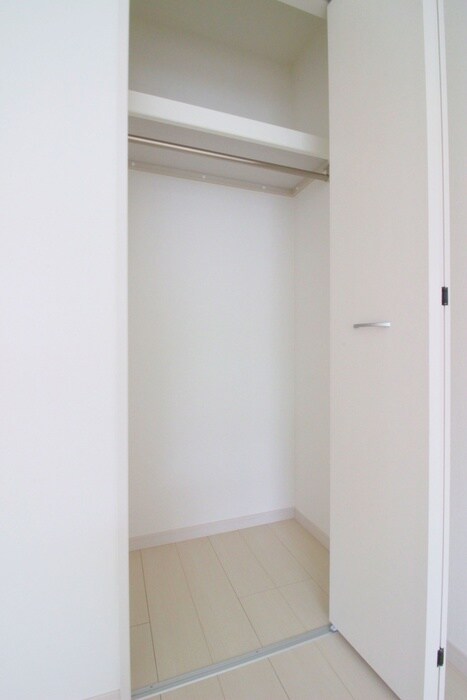 物件内観写真10　(収納)