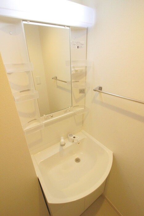 物件内観写真13　(洗面)