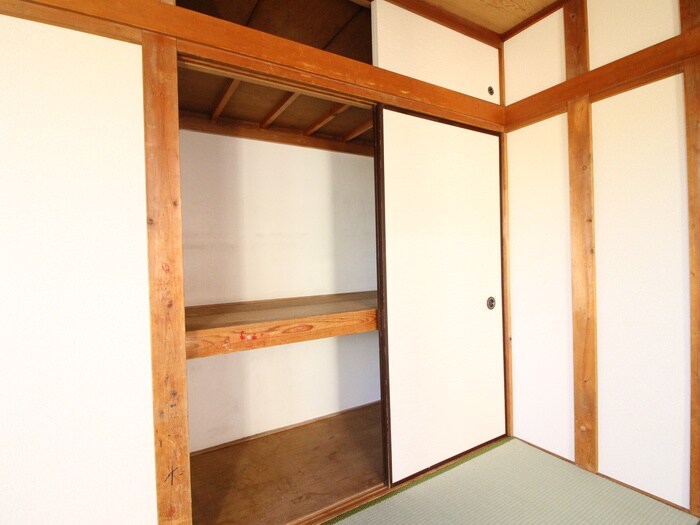 物件内観写真11　(収納)
