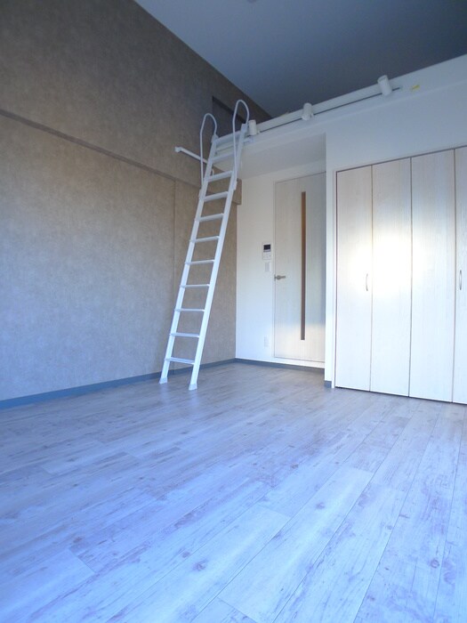 物件内観写真11　(居室)