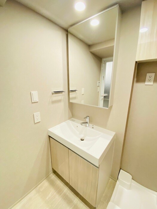 物件内観写真12　(洗面)