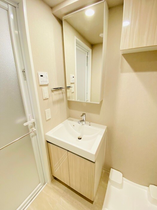 物件内観写真12　(洗面)