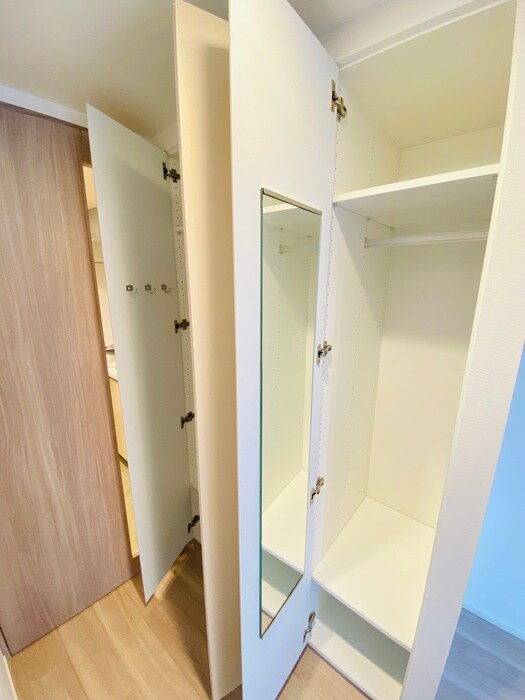 物件内観写真13　(収納)