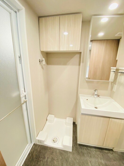 物件内観写真15　(洗濯機置場)