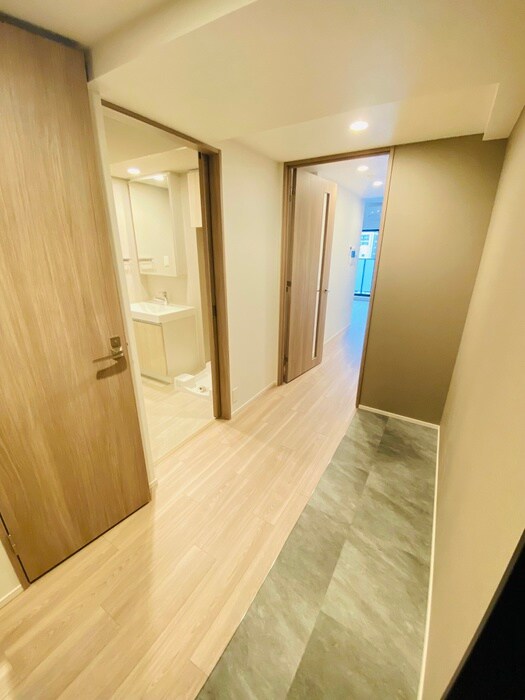 物件内観写真20　(廊下)