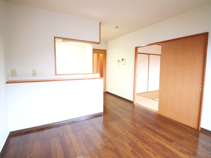 物件内観写真8　(居室)