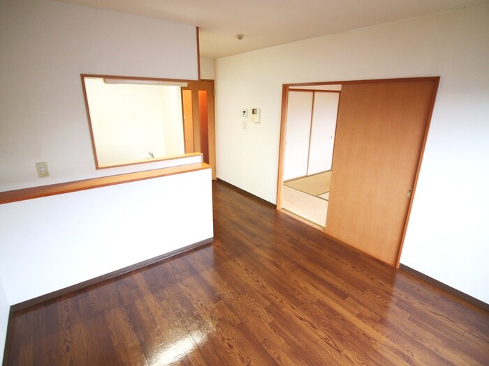 物件内観写真9　(居室)