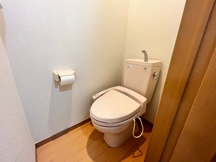 物件内観写真12　(トイレ)