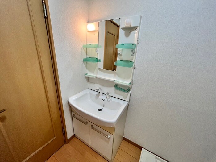 物件内観写真13　(洗面)