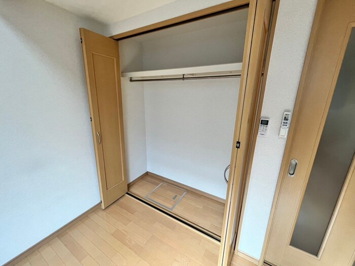 物件内観写真15　(収納)
