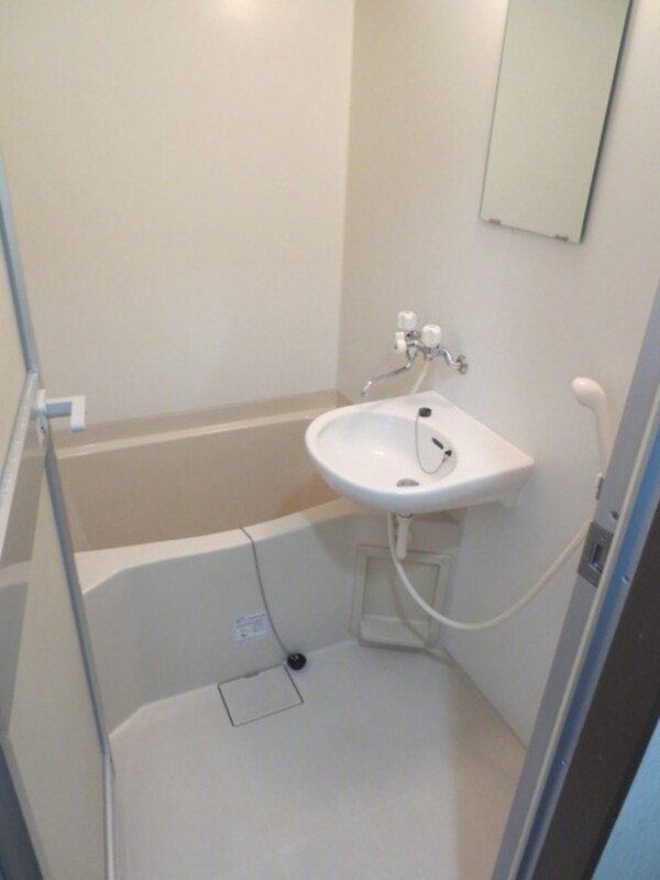 バス／シャワールーム等