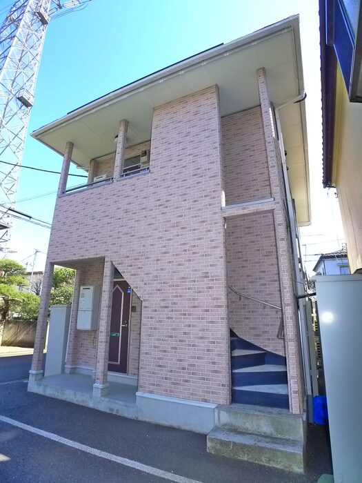 物件外観写真6　(エントランス部分)