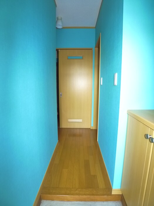 物件内観写真17　(廊下)