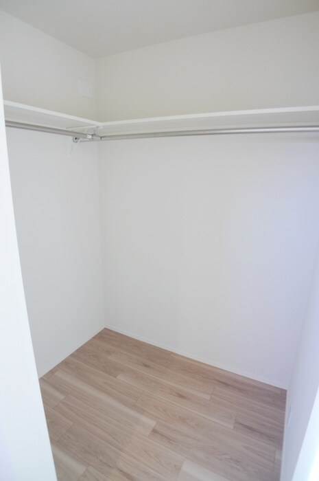 物件内観写真13　(収納)