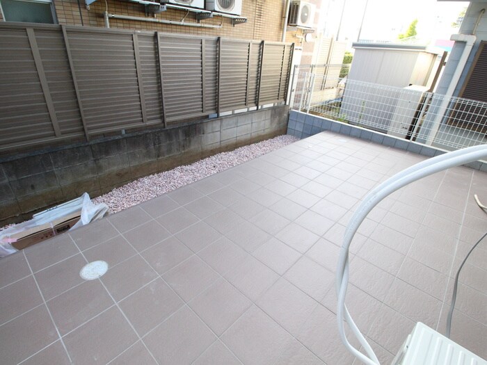 物件内観写真18　(室内からの展望)