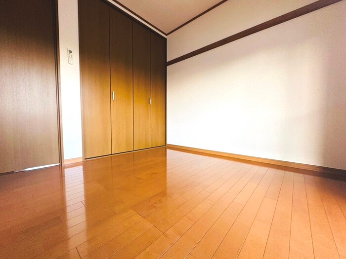 物件内観写真10　(居室)