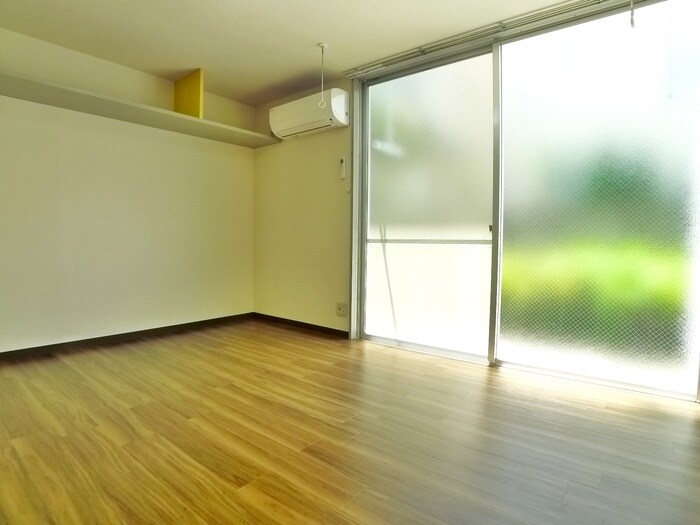 物件内観写真11　(居室)