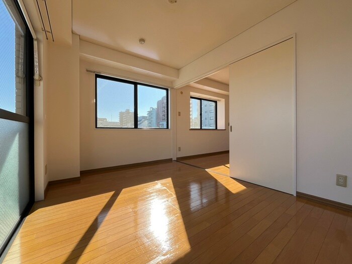 物件内観写真8　(居室)