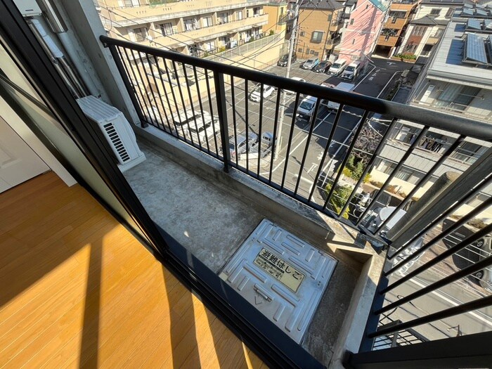 物件内観写真16　(ベランダ・バルコニー)