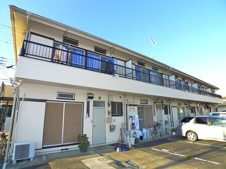 小沢ハイツ中根外観写真