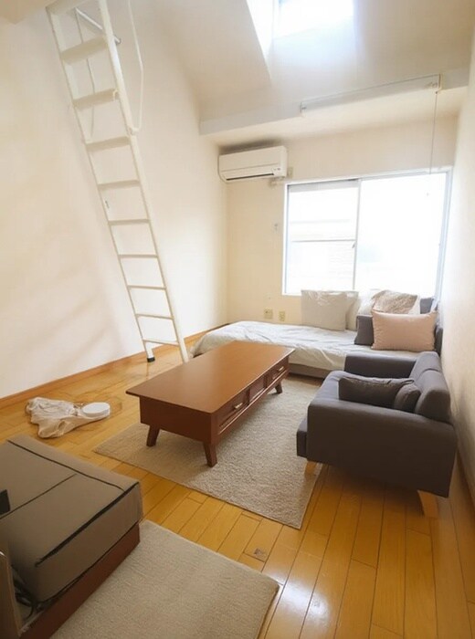 物件内観写真7　(居室)